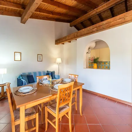 Cozy Flat With Pool Near Apartamento *