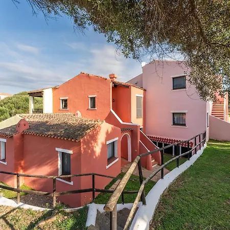 Cozy Flat With Pool Near Apartamento Stintino